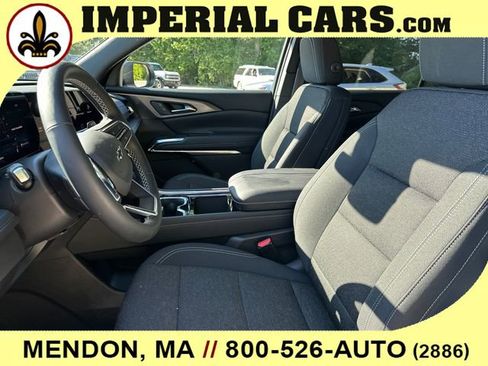 New 2026 Chevrolet Traverse LT w/ Midnight/Sport Edition FWD image 33