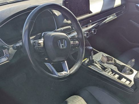 Used 2023 Honda Civic Touring image 9