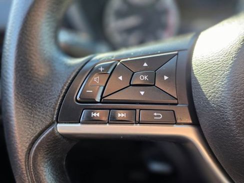 Used 2024 Nissan Sentra SV image 24