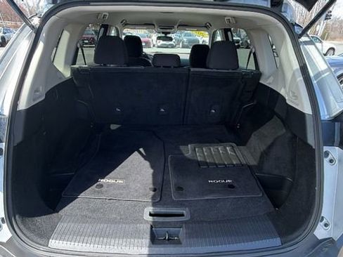 Used 2021 Nissan Rogue SV AWD/4WD image 11