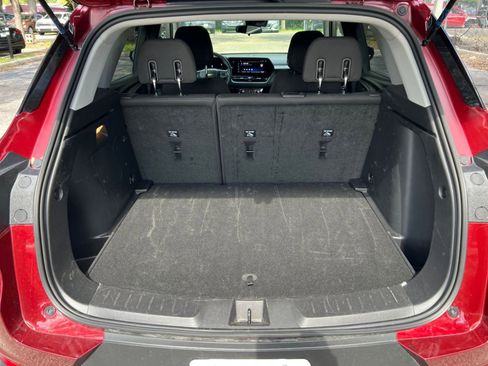 Used 2025 Chevrolet TrailBlazer LT image 24