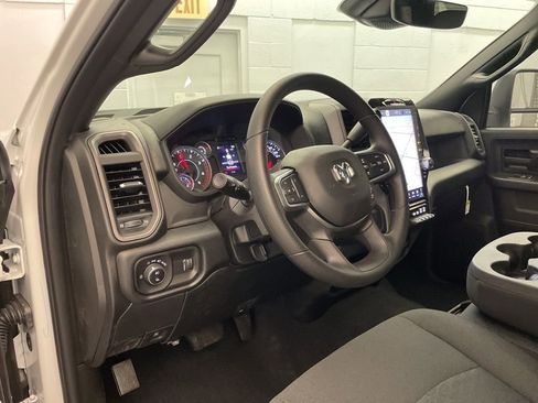 New 2026 RAM 3500 Tradesman AWD/4WD image 16