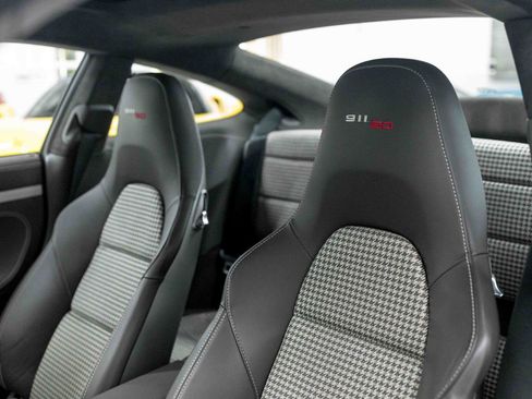 Used 2014 Porsche 911 Carrera S RWD image 42