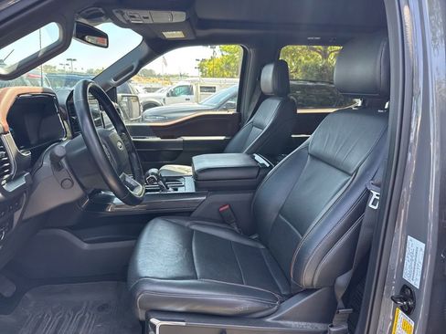 Used 2021 Ford F150 Lariat w/ Equipment Group 502A High AWD/4WD image 5