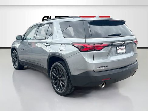Used 2023 Chevrolet Traverse RS FWD image 5