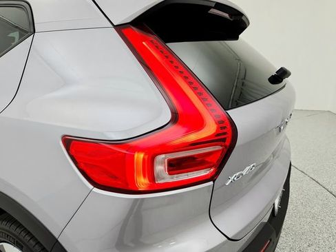 New 2026 Volvo XC40 B5 Plus w/ Protection Package Premier image 19