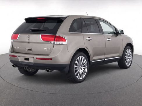 Used 2012 Lincoln MKX AWD image 4