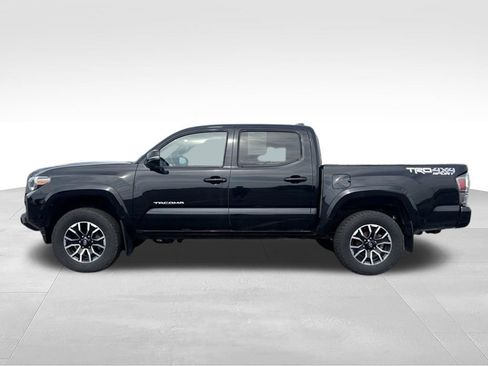 Used 2021 Toyota Tacoma 4x4 Double Cab image 9