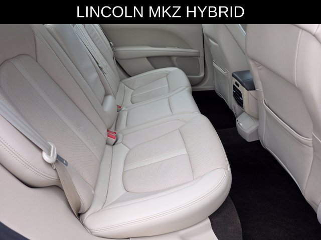 Used 2020 Lincoln MKZ Reserve w/ Elements Package FWD image 13