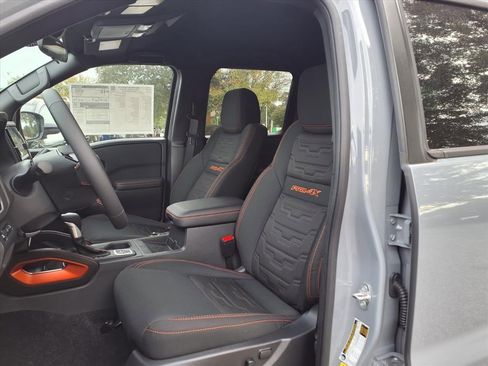 New 2026 Nissan Frontier PRO-4X w/ Pro-4x Convenience Package image 13