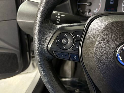 Used 2023 Toyota Corolla LE FWD image 19