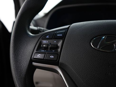 Used 2019 Hyundai Tucson Value AWD/4WD image 27