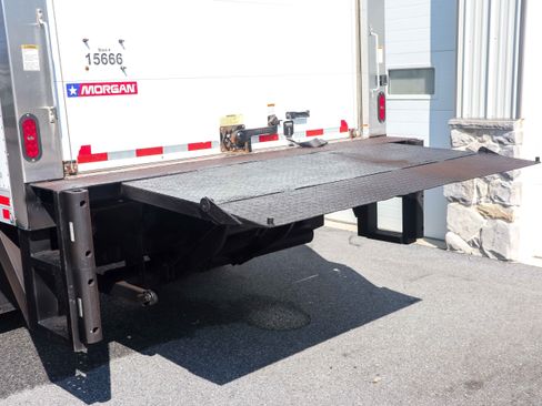 Used 2019 Ford F550 2WD Regular Cab Super Duty image 12