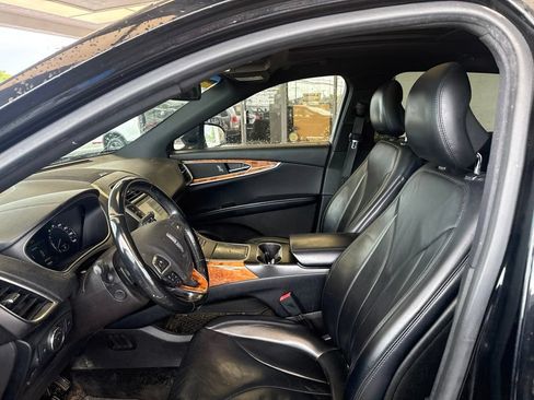 Used 2017 Lincoln MKX Reserve w/ Lincoln MKX Climate Package AWD/4WD image 11