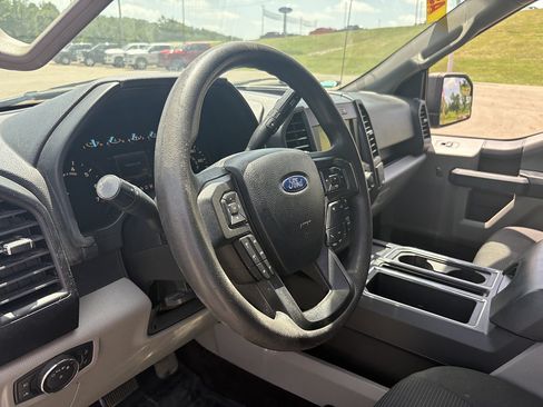 Used 2018 Ford F150 XL w/ Equipment Group 101A Mid AWD/4WD image 28