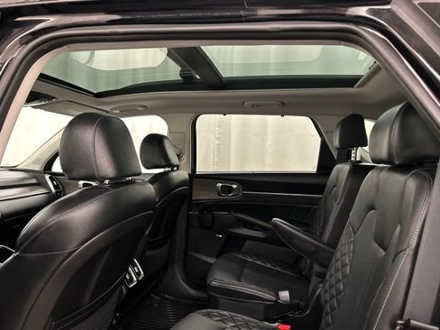 Used 2023 Kia Sorento SX Prestige AWD/4WD image 23