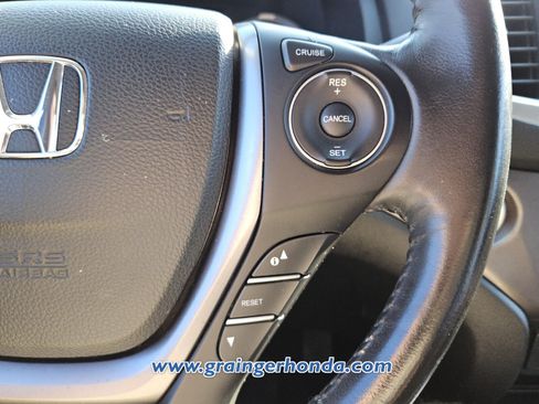 Used 2017 Honda Pilot EX-L image 19
