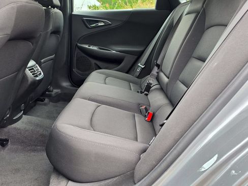 Used 2024 Chevrolet Malibu LT FWD image 17