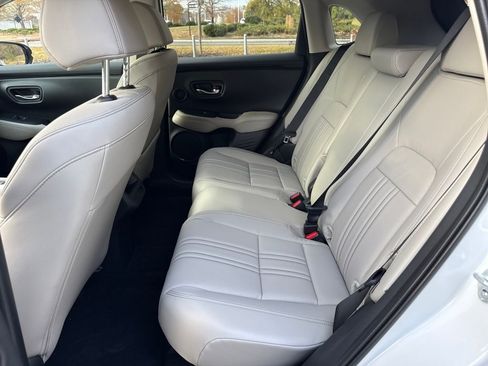 New 2026 Honda HR-V EX-L image 24