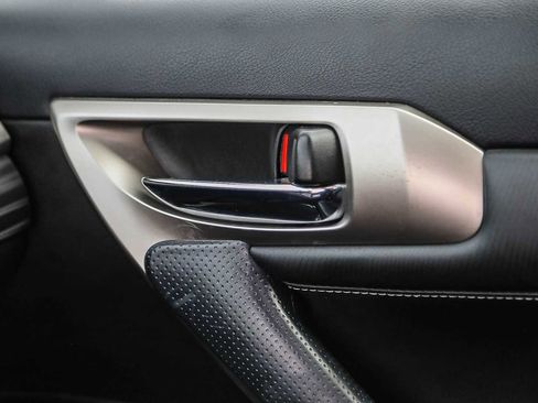 Used 2016 Lexus CT 200h image 22