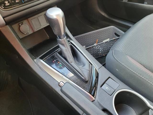 Used 2019 Toyota Corolla LE FWD image 21