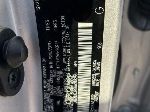 Certified 2022 Toyota 4Runner SR5 Premium AWD/4WD image 10
