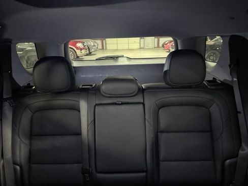 Used 2025 Chevrolet Equinox LT w/ Convenience Package II FWD image 19