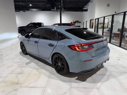 Used 2024 Honda Civic Sport image 9