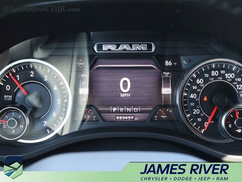 Used 2021 RAM 1500 Big Horn image 28