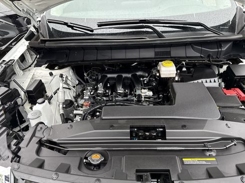 Certified 2025 Nissan Pathfinder SL AWD/4WD image 12