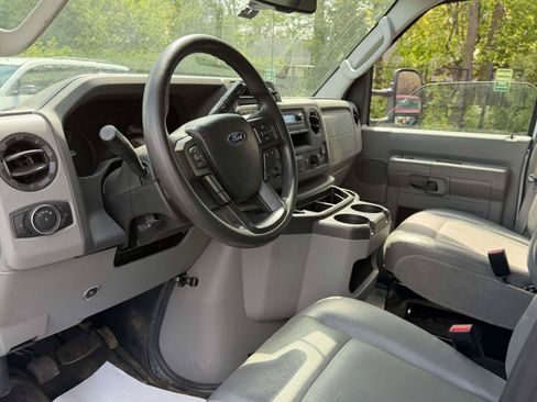 Used 2023 Ford E-350 and Econoline 350 Super Duty w/ Driver's Safety Package RWD image 14