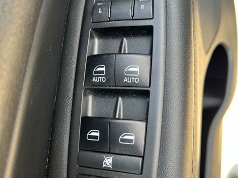 Certified 2020 Jeep Grand Cherokee Laredo AWD/4WD image 16