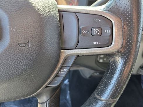 Used 2024 RAM 3500 Tradesman w/ Chrome Appearance Group image 17