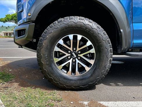 Certified 2020 Ford F150 Raptor w/ Equipment Group 802A Luxury AWD/4WD image 8