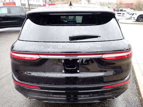 Used 2023 Lincoln Corsair AWD w/ Equipment Group 101A image 4