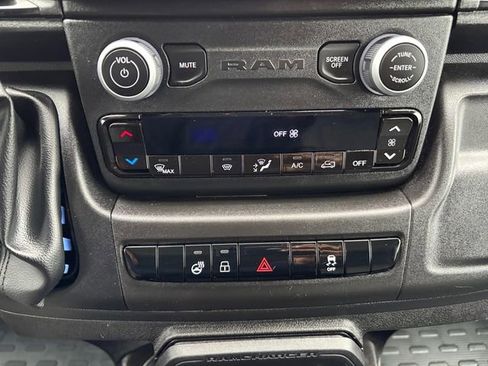 Used 2024 RAM ProMaster 3500 w/ Premium Convenience Group image 21