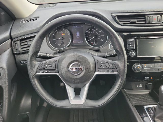 Used 2018 Nissan Rogue SV AWD/4WD image 28