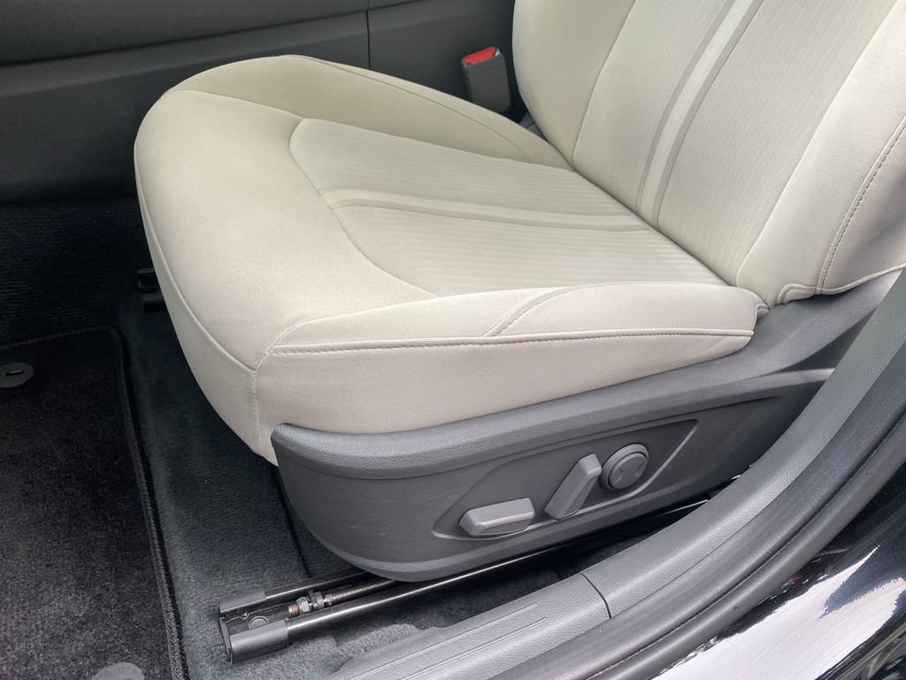 Certified 2023 Hyundai Sonata SEL w/ Cargo Package FWD image 12