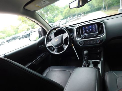 Used 2022 Chevrolet Colorado LT w/ LT Convenience Package RWD image 6