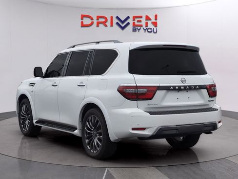 Used 2021 Nissan Armada Platinum w/ Captain's Chairs Package image 3