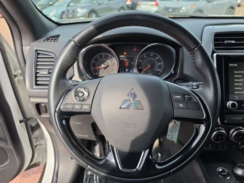 Used 2021 Mitsubishi Outlander Sport SE AWD/4WD image 14