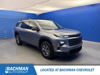Used 2026 Chevrolet Traverse LT w/ Driver Confidence Package