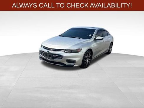 Used 2018 Chevrolet Malibu LT w/ Sport Package FWD image 3