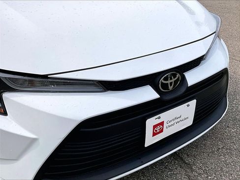 Certified 2024 Toyota Corolla LE FWD image 31