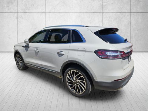 Used 2020 Lincoln Nautilus Reserve FWD image 9
