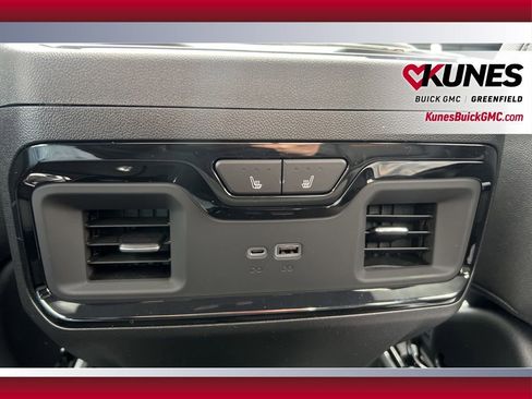 New 2026 GMC Sierra 3500 AT4 w/ AT4 Premium Plus Package AWD/4WD image 34
