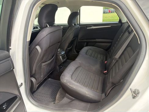 Used 2013 Ford Fusion SE image 13