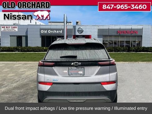 Used 2022 Chevrolet Bolt EUV Premier w/ Sun & Sound Package image 7