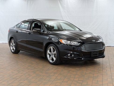Used 2016 Ford Fusion SE w/ Equipment Group 201A FWD image 1
