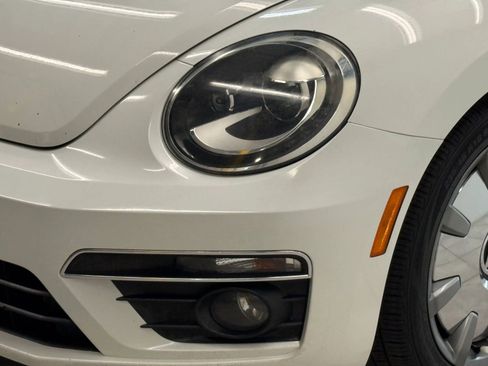 Used 2014 Volkswagen Beetle TDI image 4